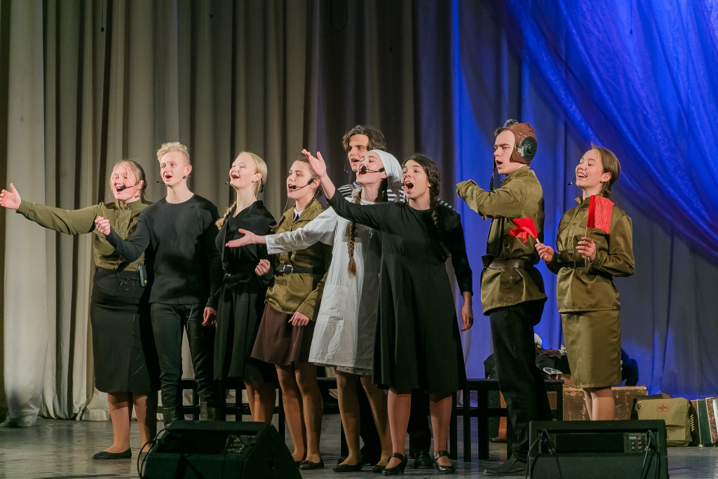 Концерт в ГДК Азов.jpg _wCdf62WTPQ.jpg