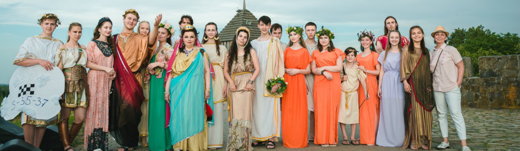 Труппа камерного театра.png Screenshot_1.png